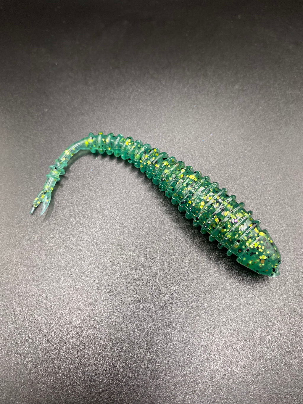 4.4" Twitch Shad