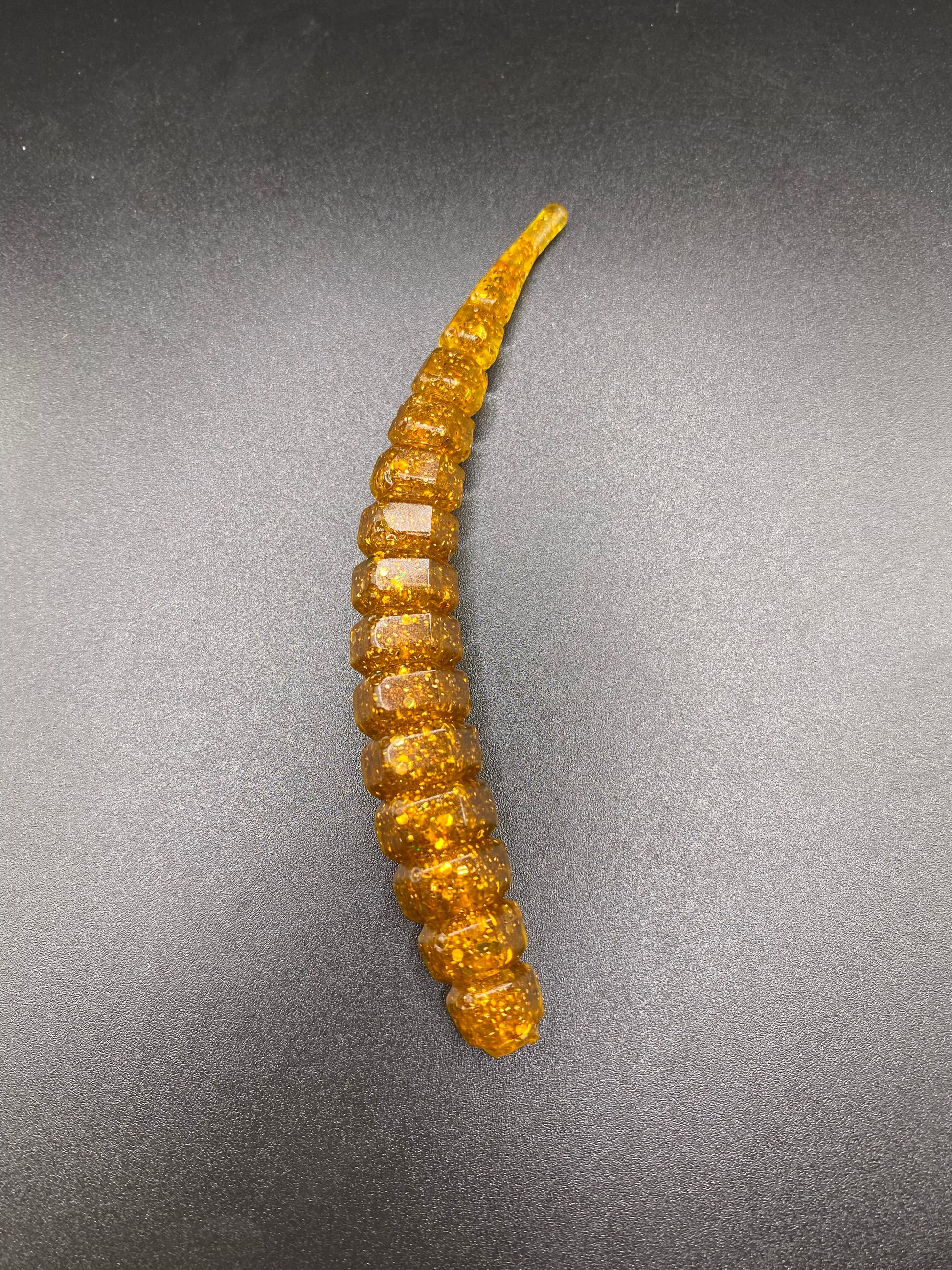 4" Hex Worm